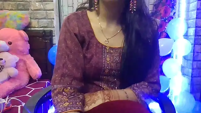 Snapshot of Sexy_iknoor chatting on February 15, 2026, 6:03 am Sexy iknoor online show from February 15, 2026, 6:03 am