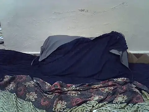 pretty-donna online show from January 5, 2026, 6:11 pm