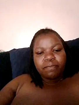 pretty-donna online show from October 16, 2025, 4:43 am