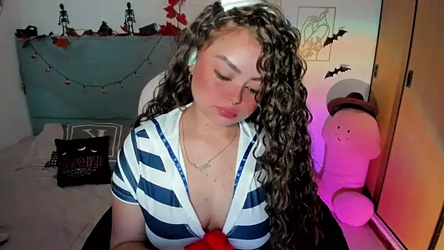 damn that booty online show from October 29, 2025, 11:09 am