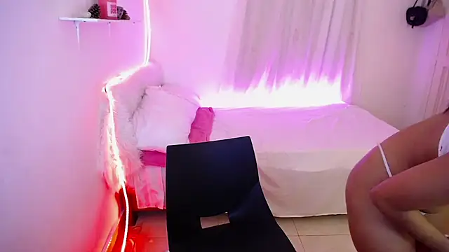 Nanami 19 online show from September 19, 2025, 7:29 pm