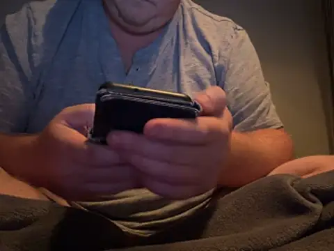 Snapshot of haydenn_ chatting on May 17, 2026, 2:11 am haydenn online show from May 17, 2026, 2:11 am
