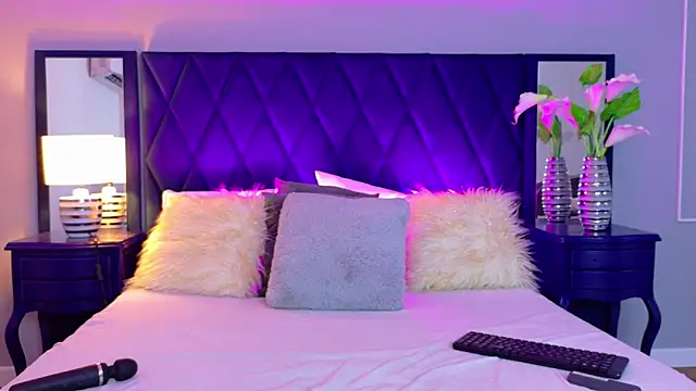 Margaret Saunders online show from October 2, 2025, 6:44 pm