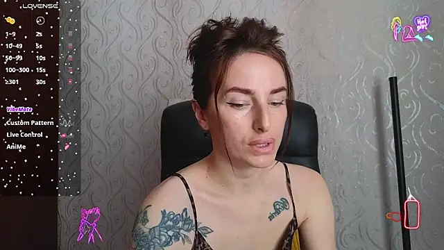 xx adrihanna xx online show from June 8, 2026, 6:03 am