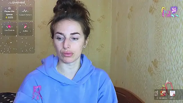 xx adrihanna xx online show from March 19, 2026, 5:13 pm