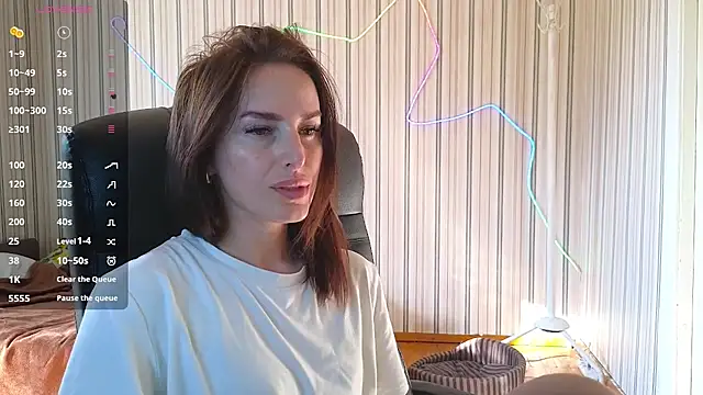 xx adrihanna xx online show from July 6, 2026, 3:47 pm