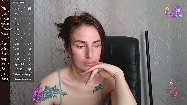 xx adrihanna xx online show from June 10, 2026, 5:52 am