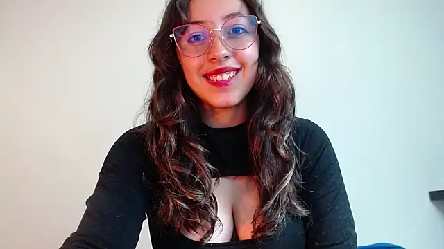 kute Aliz online show from March 14, 2025, 12:32 am