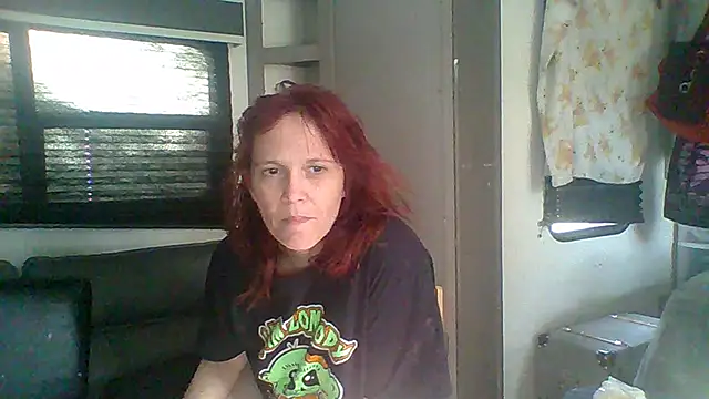 spundarella420 online show from January 5, 2025, 7:28 pm