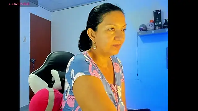 Angelblue  online show from April 23, 2026, 1:02 pm
