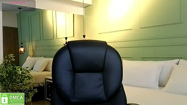 kataliina   online show from November 18, 2025, 11:57 am