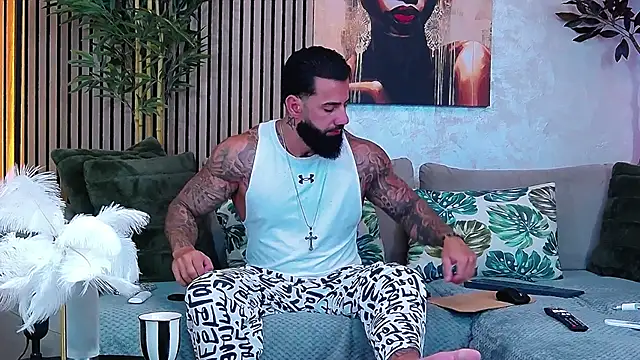 masterkingofmusclee online show from June 16, 2026, 8:36 am