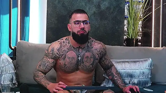 masterkingofmusclee online show from March 5, 2025, 10:00 am