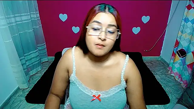 violeta rous online show from June 15, 2026, 3:18 am