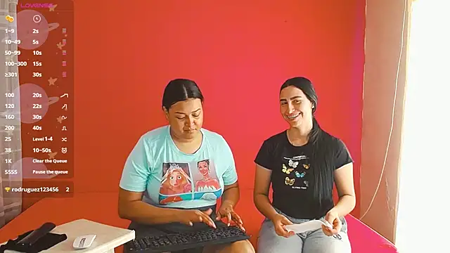 violeta rous online show from March 10, 2025, 6:23 pm