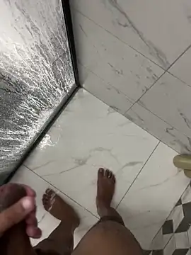 Tintola online show from March 9, 2026, 1:53 am