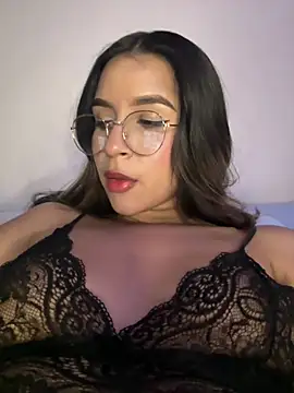 halley5  online show from March 23, 2025, 12:58 am