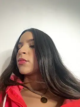 halley5  online show from October 27, 2025, 11:16 pm