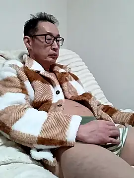 tai0202 online show from January 30, 2025, 3:08 pm