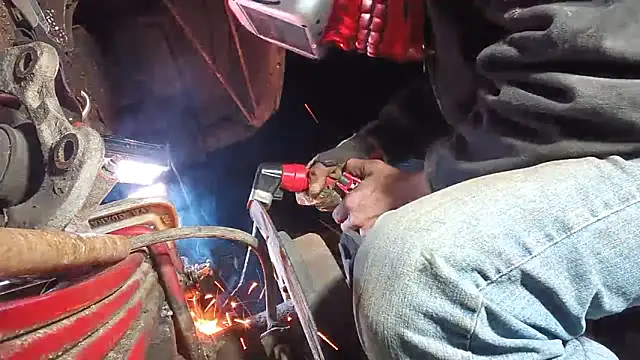 Bi curious86 online show from November 15, 2025, 1:53 am