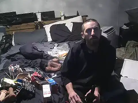 Bi curious86 online show from February 15, 2026, 6:36 am