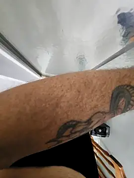 Bi curious86 online show from February 9, 2026, 8:01 am