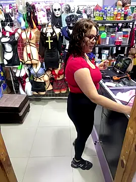 ROSALIALUCY online show from October 20, 2025, 11:44 am