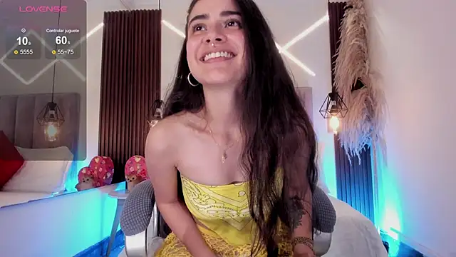 dasha-rodrigues online show from April 18, 2026, 2:08 pm