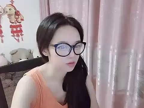 Snapshot of wwcc123 chatting on June 8, 2026, 2:17 pm wwcc123 online show from June 8, 2026, 2:17 pm