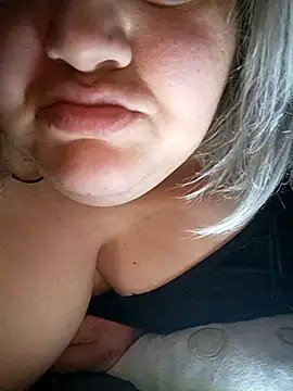 ducicsajsziii online show from January 14, 2026, 6:55 pm