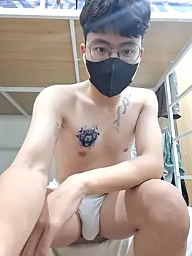 Snapshot of Gwencloudy chatting on March 17, 2026, 3:48 pm Gwencloudy online show from March 17, 2026, 3:48 pm