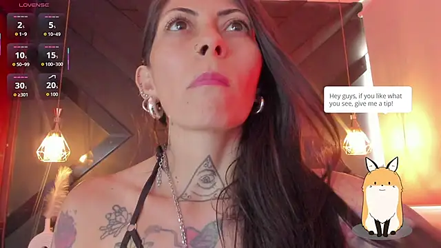 dark gotica online show from December 17, 2025, 6:57 pm