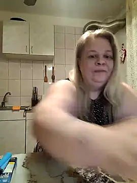 AriannaMilf online show from April 21, 2026, 3:02 am