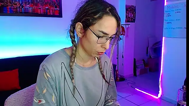 Niky 777 online show from September 24, 2025, 5:41 pm