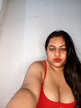 bumblebeegirl online show from March 8, 2026, 8:23 pm