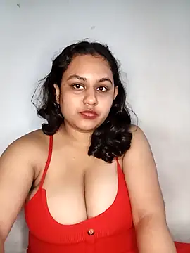 bumblebeegirl online show from February 2, 2025, 10:49 pm