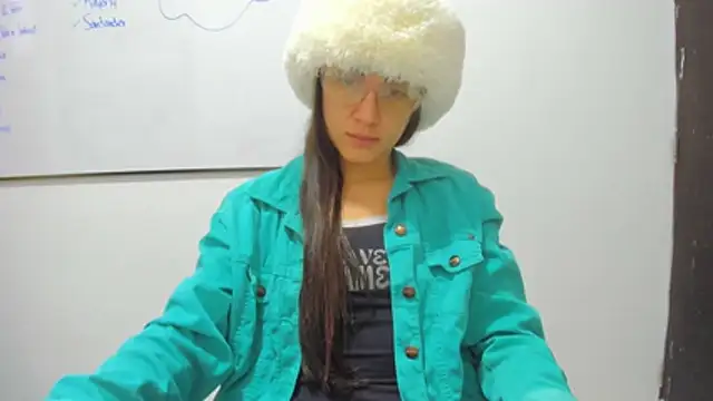 Snapshot of squirttati33 chatting on December 1, 2025, 12:06 pm squirttati33 online show from December 1, 2025, 12:06 pm