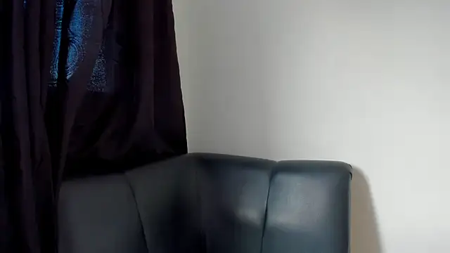 Snapshot of squirttati33 chatting on February 7, 2025, 2:26 pm squirttati33 online show from February 7, 2025, 2:26 pm