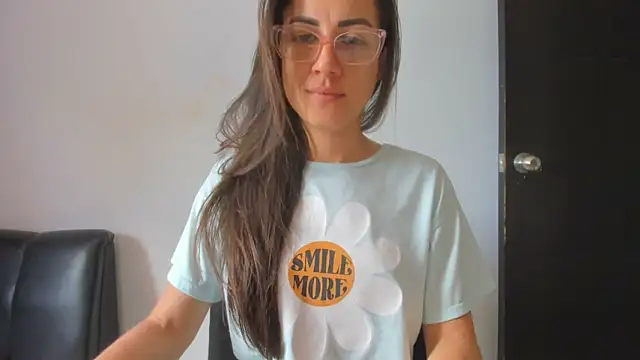 Snapshot of squirttati33 chatting on September 10, 2025, 4:50 pm squirttati33 online show from September 10, 2025, 4:50 pm