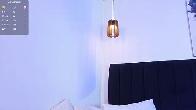 dolly zoe online show from February 28, 2026, 9:20 am