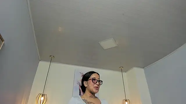 Snapshot of ayshel__ chatting on June 22, 2026, 7:49 am ayshel online show from June 22, 2026, 7:49 am