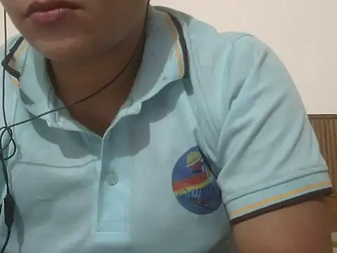 shekira99 online show from July 10, 2026, 7:58 pm