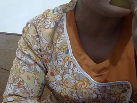 shekira99 online show from October 3, 2025, 7:26 pm