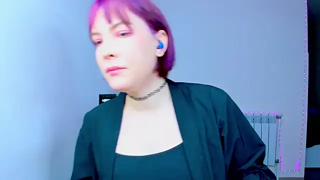 dollmore online show from September 24, 2025, 2:51 am