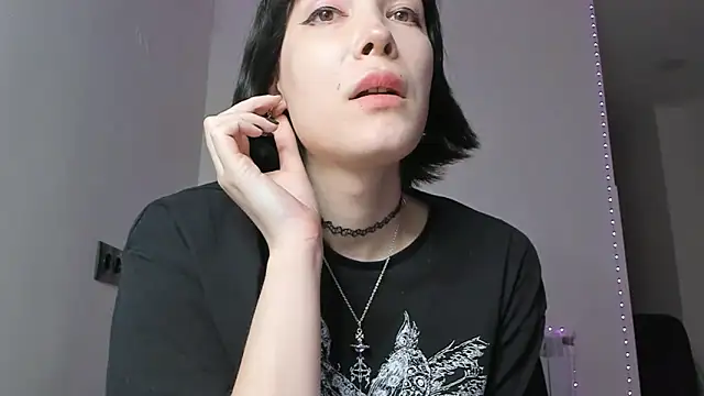 dollmore online show from February 18, 2025, 7:30 pm