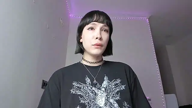 dollmore online show from March 2, 2025, 3:41 pm