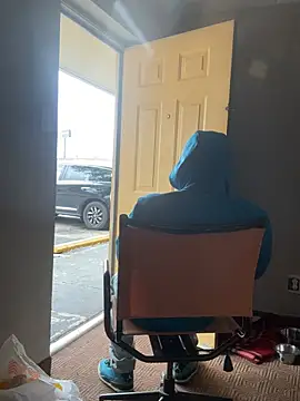 Stressreliever82 online show from April 19, 2026, 5:36 pm