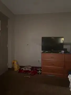 Stressreliever82 online show from April 18, 2026, 7:58 pm