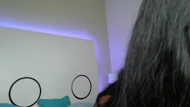 MichaelaCox online show from October 7, 2025, 8:32 pm