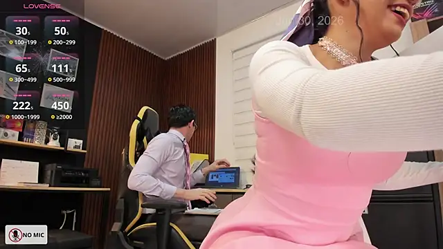 Office Naughty Girl online show from June 30, 2026, 10:10 pm